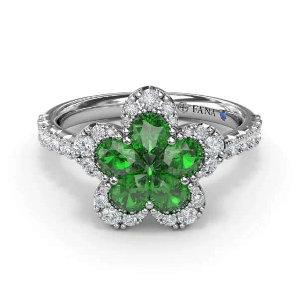 Outlet Fana Emerald and Diamond Magnolia Ring