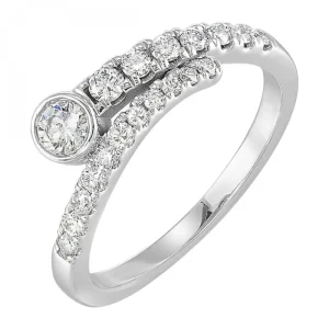 Clearance Kelley Collection Love Crossing Diamond Ring